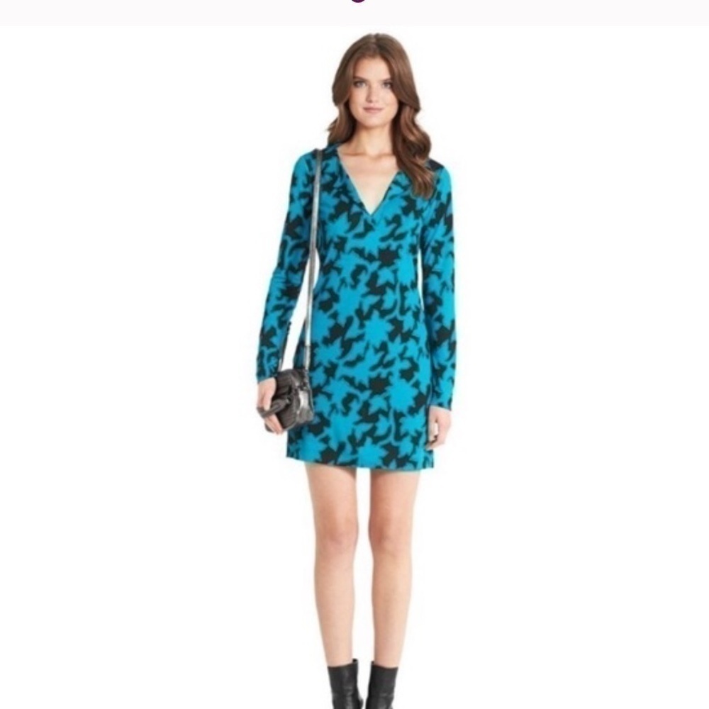 Diane Von Furstenberg vintage Reina turquoise and black print long sleeve dress